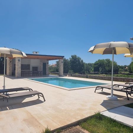 Luxury Villa Serena 2022 - With Heated Pool Cukrici Exterior photo
