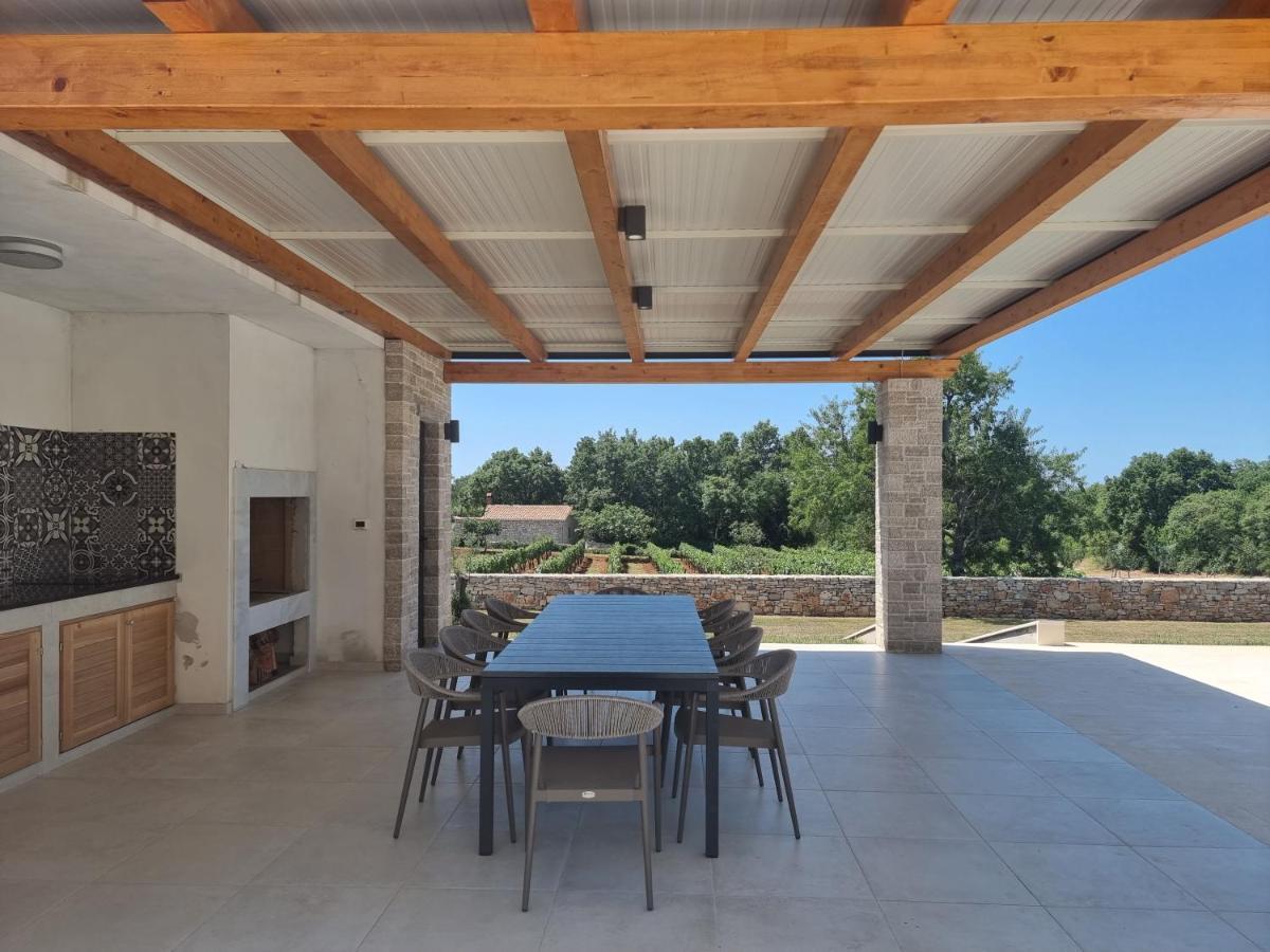 Luxury Villa Serena 2022 - With Heated Pool Cukrici Exterior photo