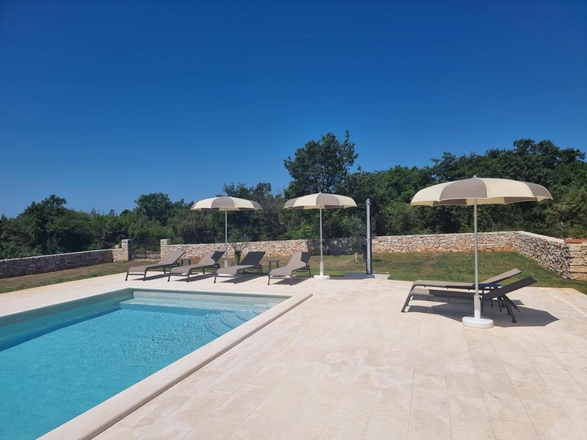 Luxury Villa Serena 2022 - With Heated Pool Cukrici Exterior photo